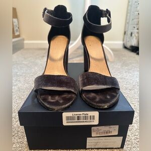 Alex + Alex Strap Buckle Sandals in Smoke Velvet, size 9.5